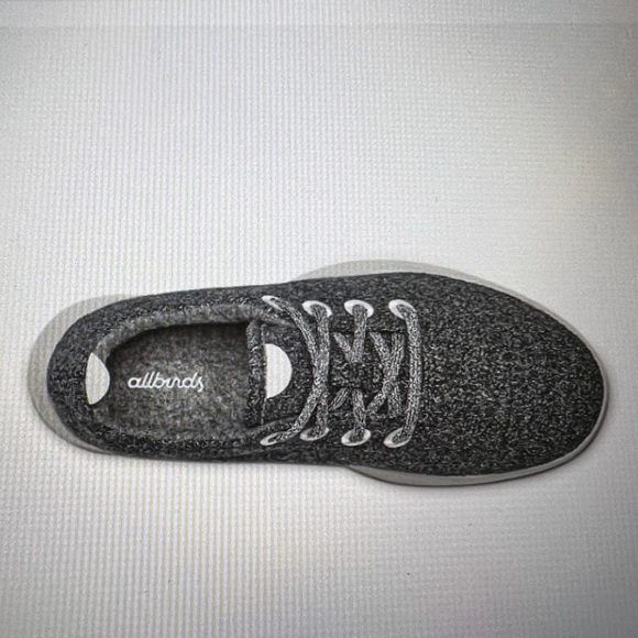 Allbirds women’s wool Runners. Size W7 - Picture 10 of 11